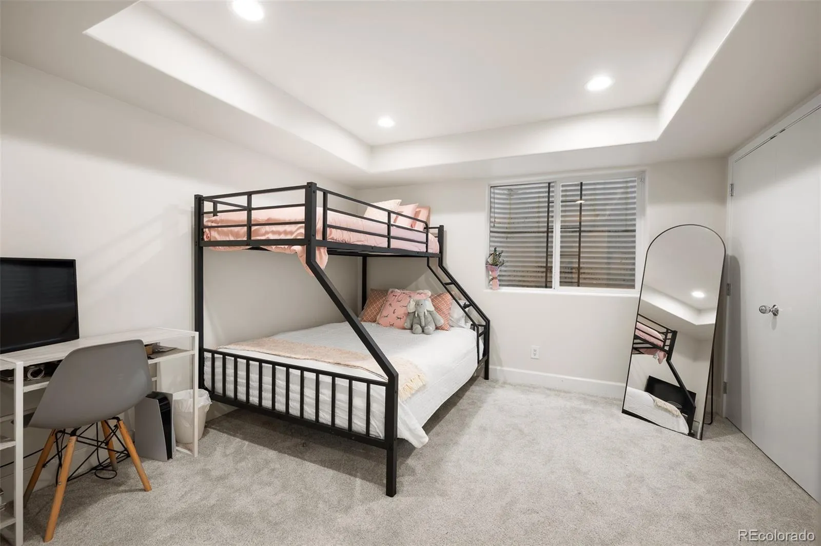 559 Jackson Street Denver CO 80206 MLS #REC4496209 04282026201952 1600 29