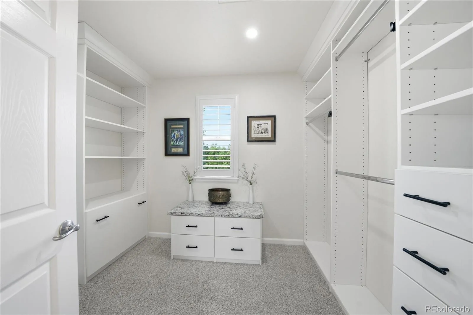 27046 E Irish Avenue Aurora CO 80016 MLS #REC4497319 05182026181844 1600 24