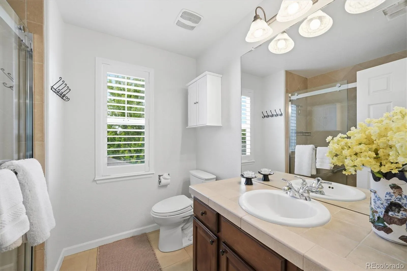 27046 E Irish Avenue Aurora CO 80016 MLS #REC4497319 05182026181844 1600 26