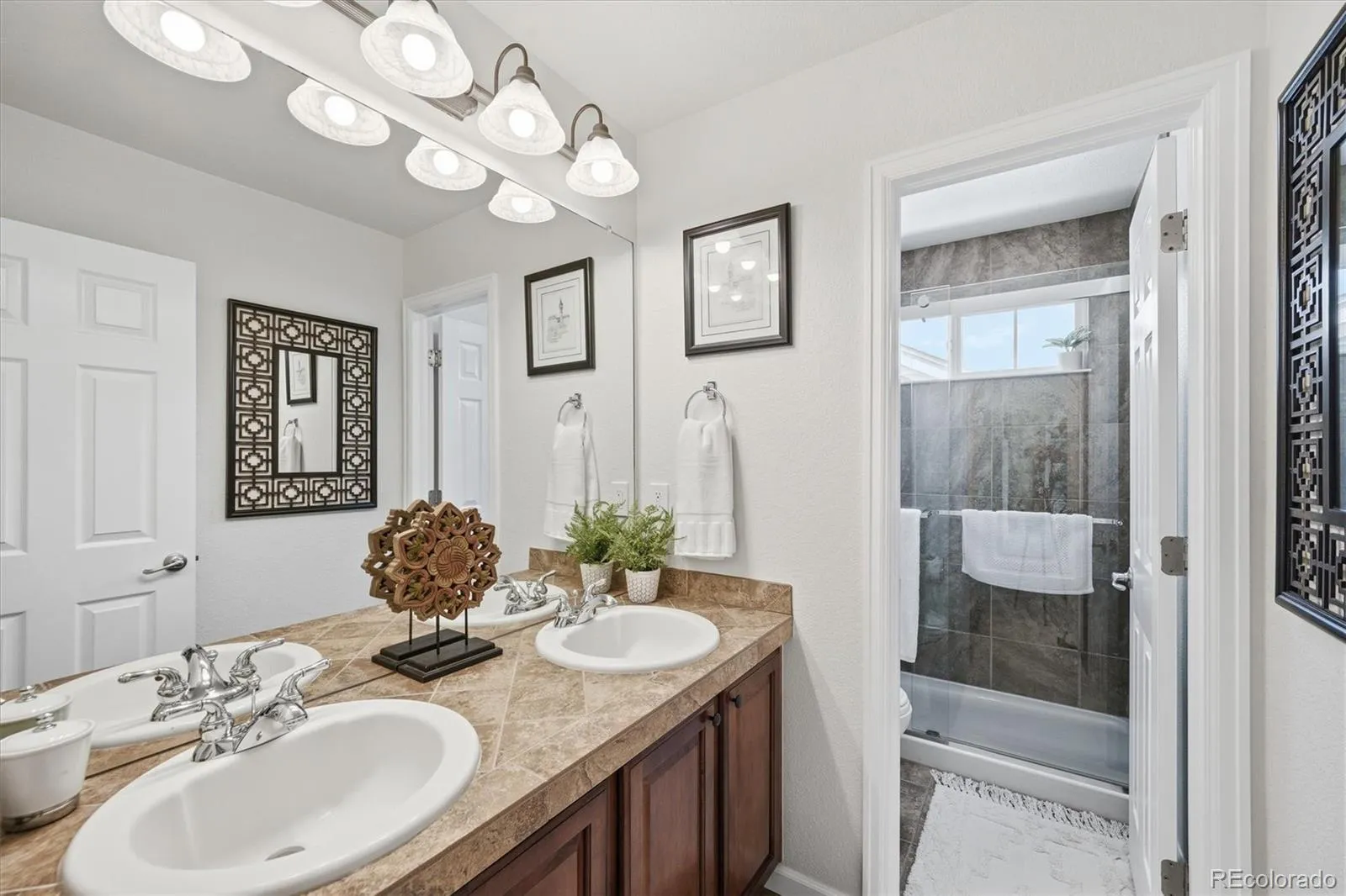 27046 E Irish Avenue Aurora CO 80016 MLS #REC4497319 05182026181844 1600 28