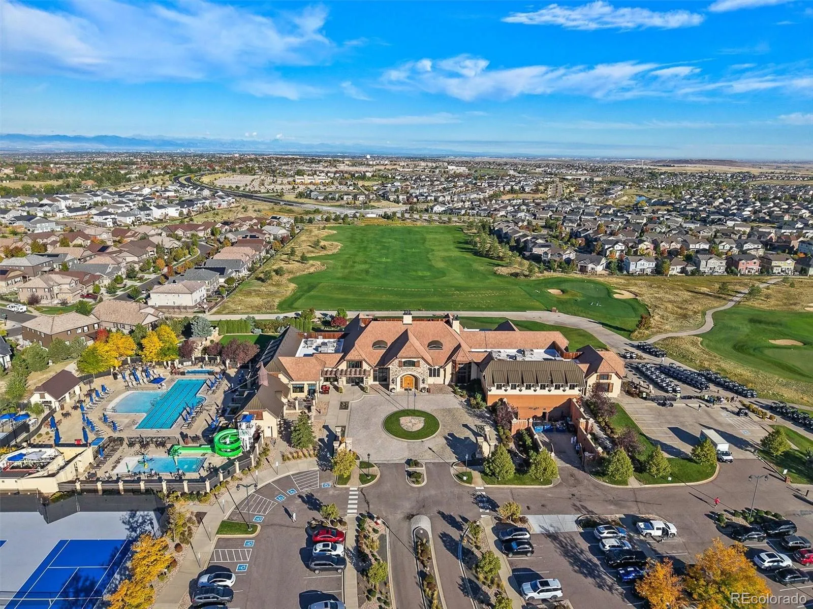27046 E Irish Avenue Aurora CO 80016 MLS #REC4497319 05182026181844 1600 44