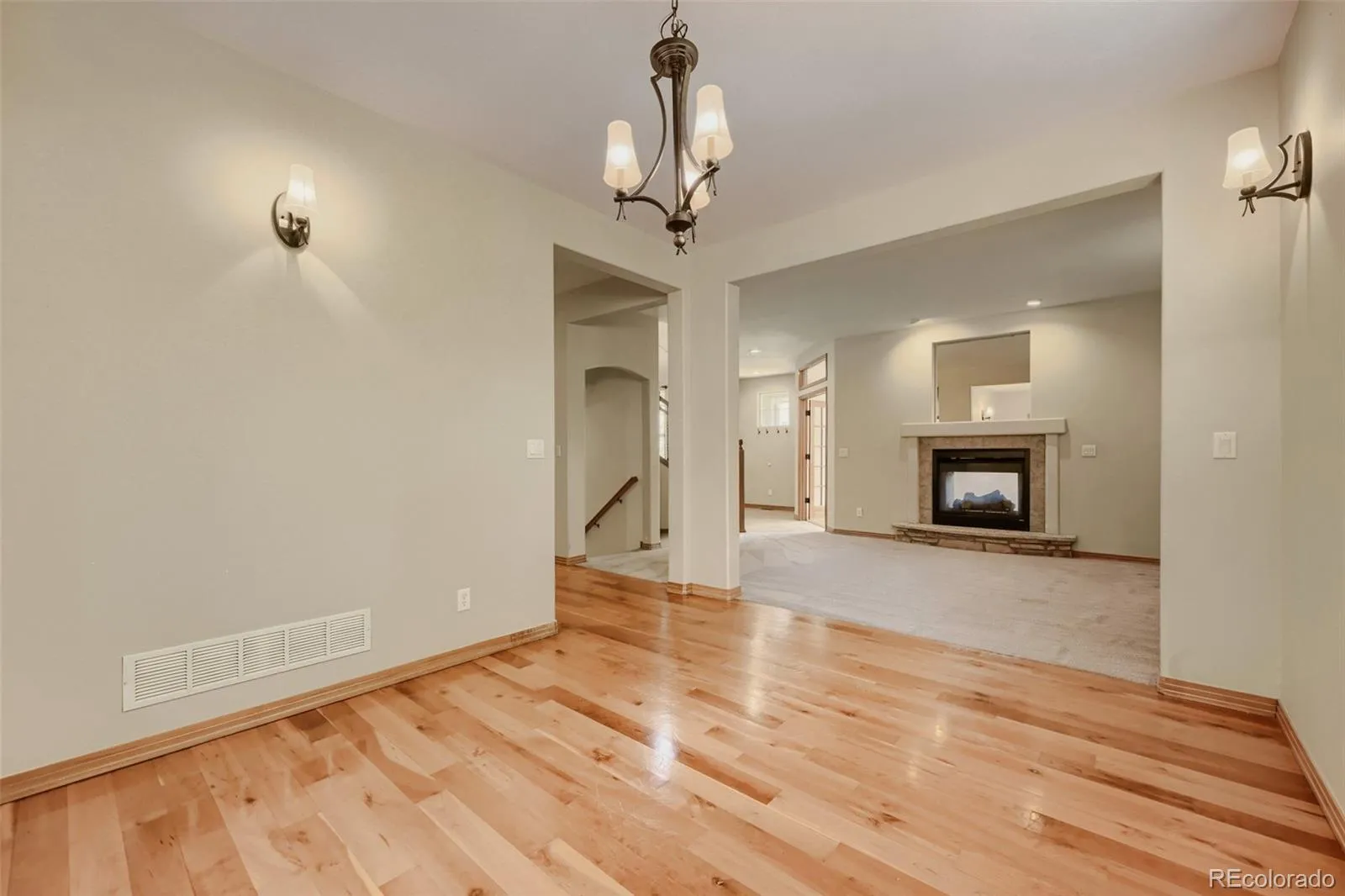 1820 Great Western Drive Longmont CO 80501 MLS #REC4501918 05022026051925 1600 19
