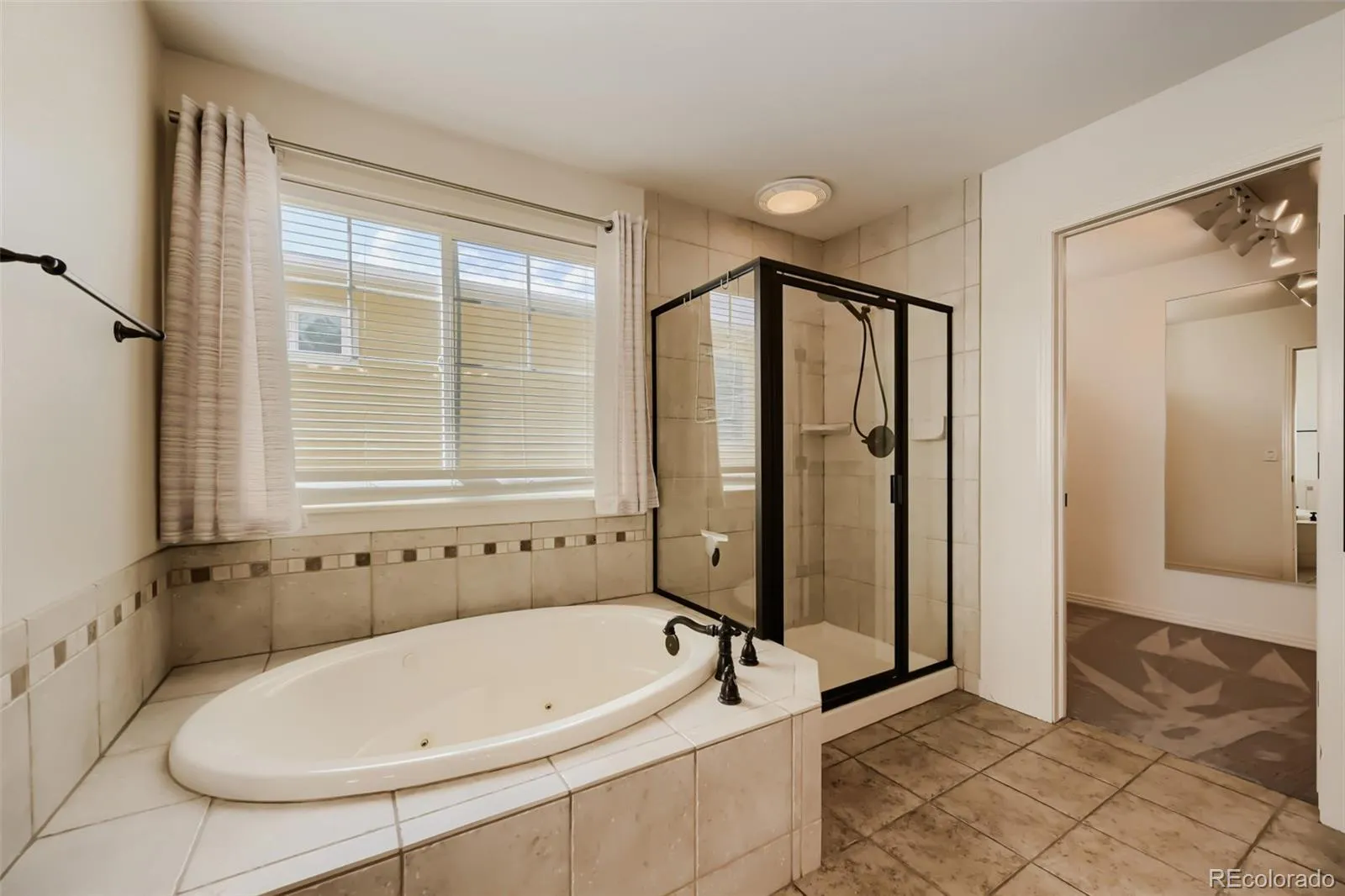 1820 Great Western Drive Longmont CO 80501 MLS #REC4501918 05022026051925 1600 27