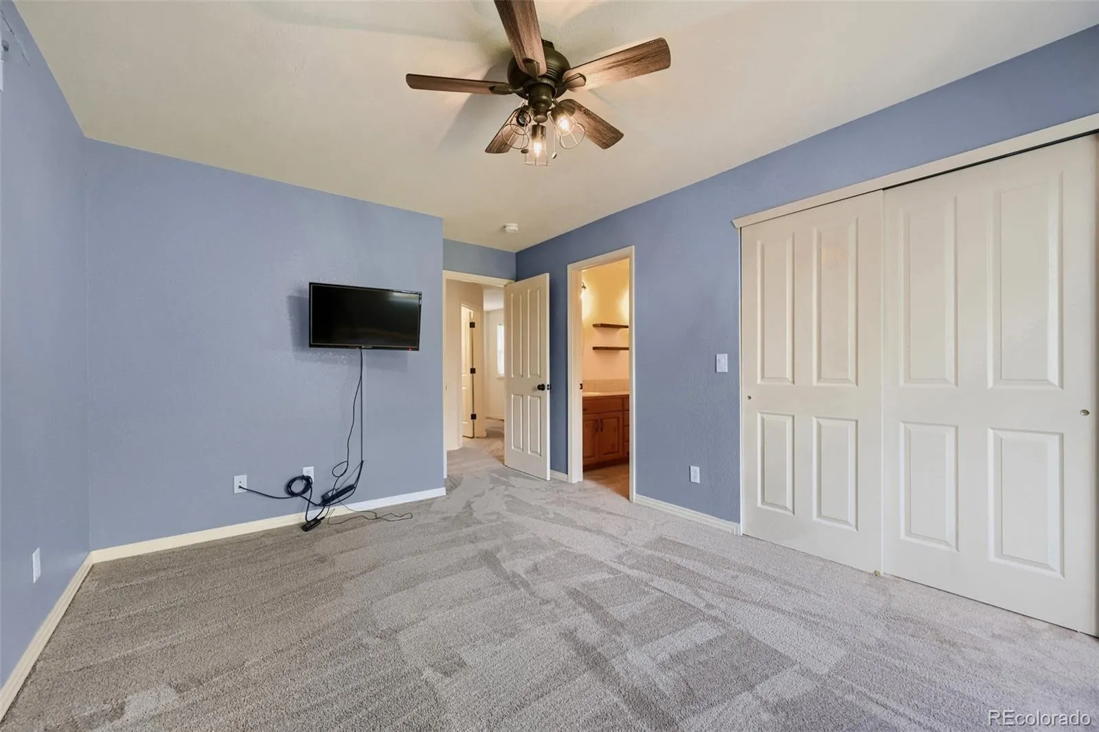 1820 Great Western Drive Longmont CO 80501 MLS #REC4501918 05022026051925 1600 30