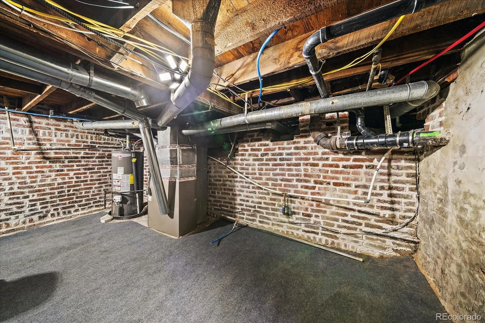 217 E Cedar Avenue Denver CO 80209 MLS #REC4503099 05252026144906 1600 14