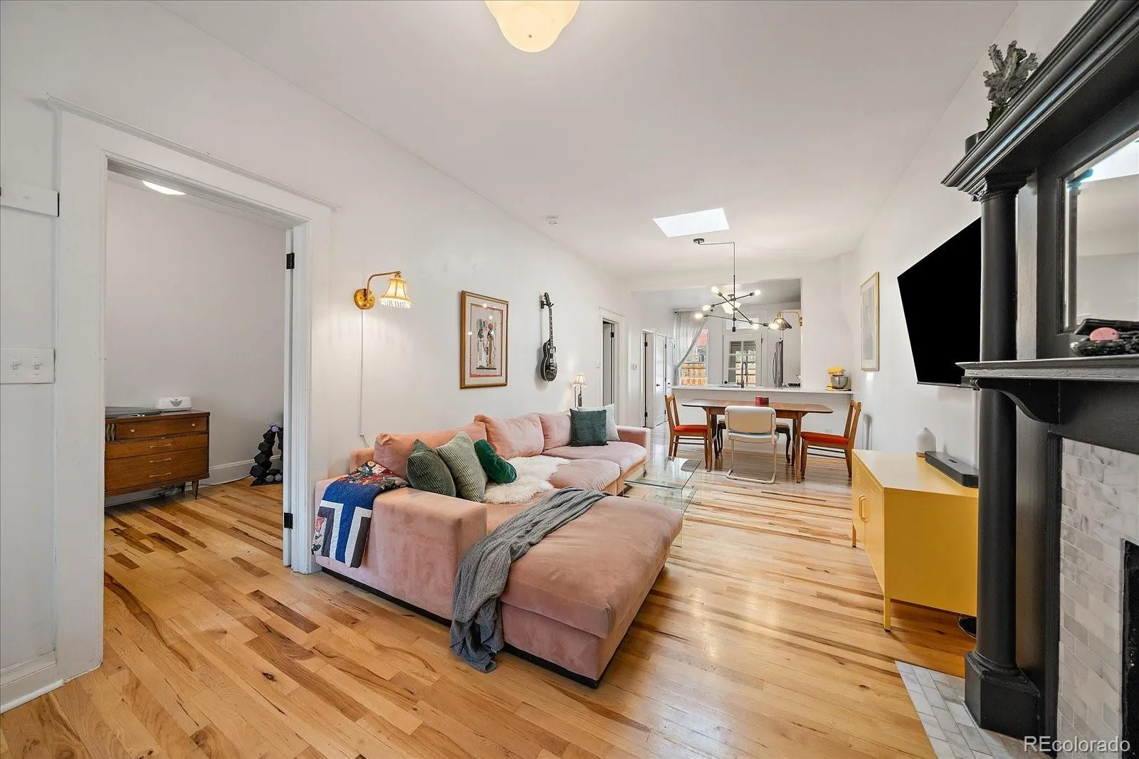 217 E Cedar Avenue Denver CO 80209 MLS #REC4503099 05252026144906 1600 2
