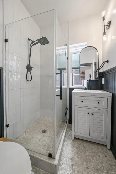 217 E Cedar Avenue Denver CO 80209 MLS #REC4503099 05252026144906 800 10