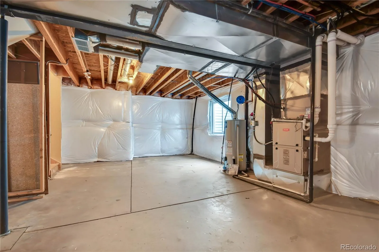 9556 Juniper Way Arvada CO 80007 MLS #REC4504100 05162026040643 1600 24