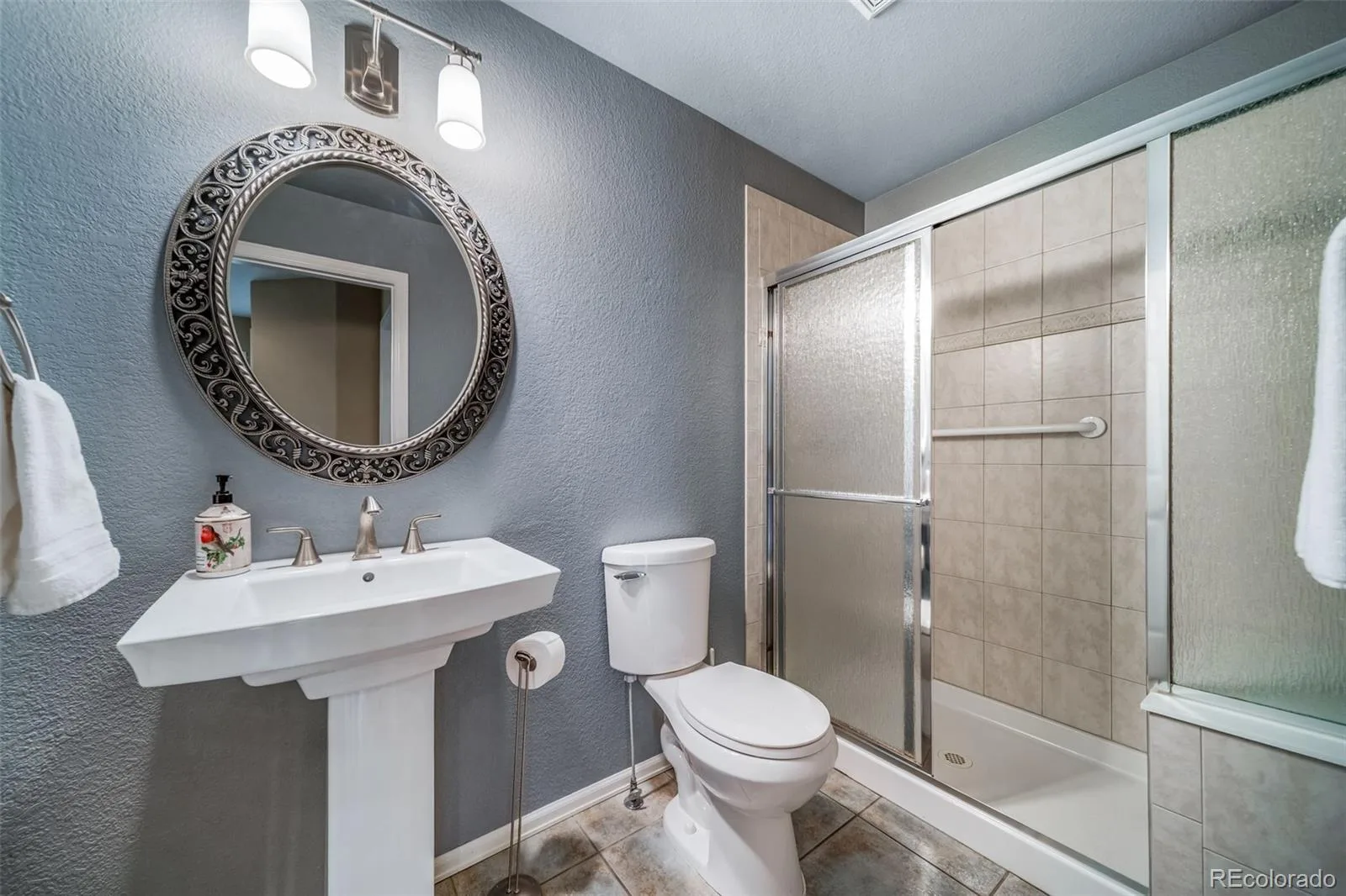 23588 E Mineral Place Aurora CO 80016 | MLS #REC4505767 08092026003841 1600 19