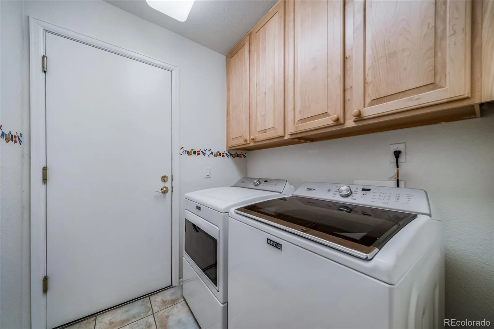 23588 E Mineral Place Aurora CO 80016 | MLS #REC4505767 08092026003841 1600 27