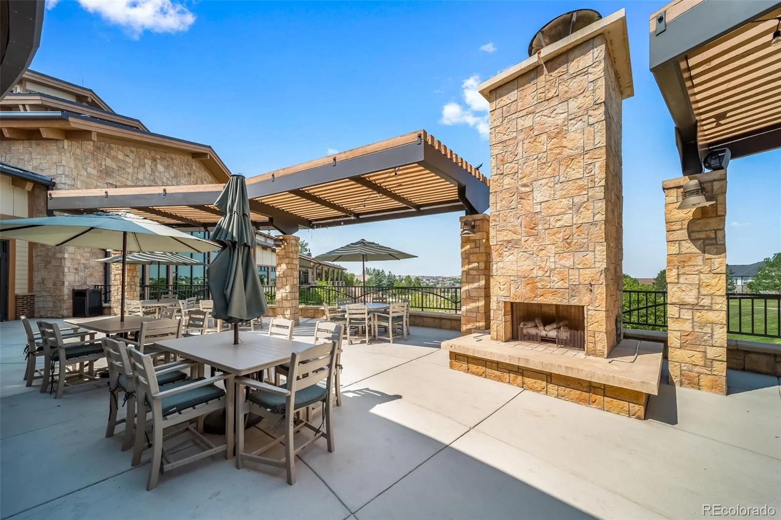23588 E Mineral Place Aurora CO 80016 | MLS #REC4505767 08092026003841 1600 43