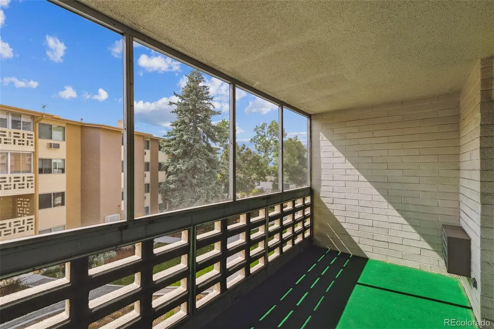 495 S Dayton Street #10C Denver CO 80247 MLS #REC4506090 01012026010245 1600 16