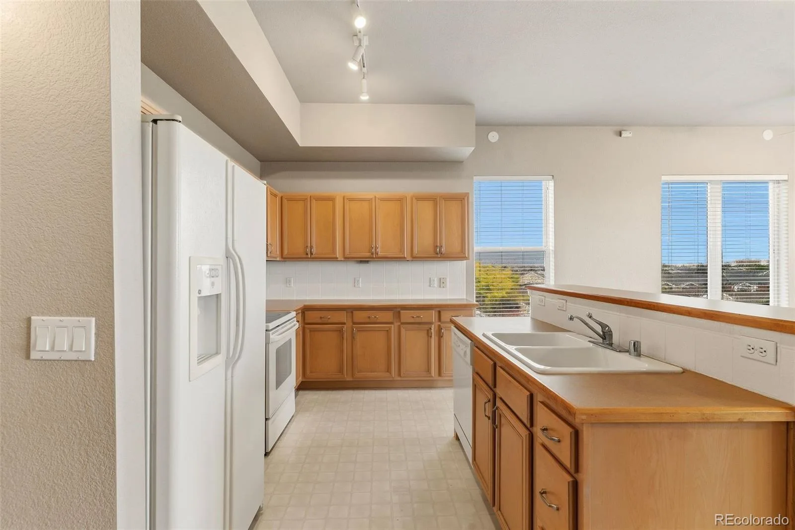 15475 Andrews Drive #412 Denver CO 80239 | MLS #REC4506736 08152026184353 1600 8