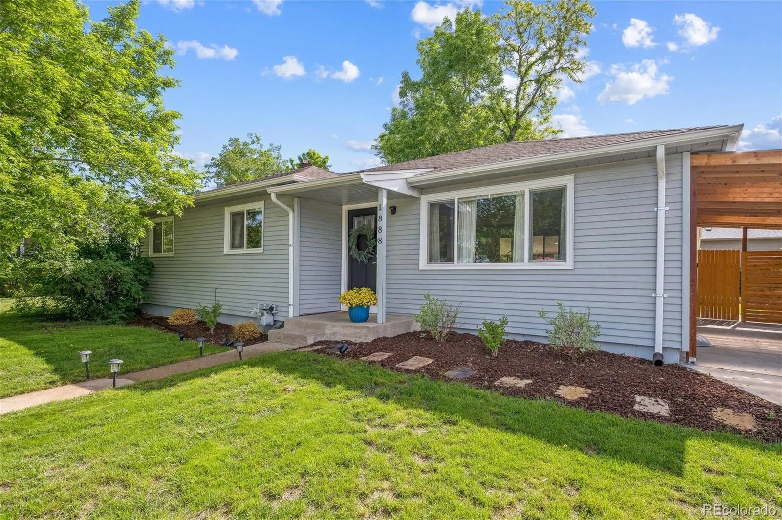 1888 S Filbert Court Denver CO 80222 MLS #REC4506769 05092026020034 1600 2