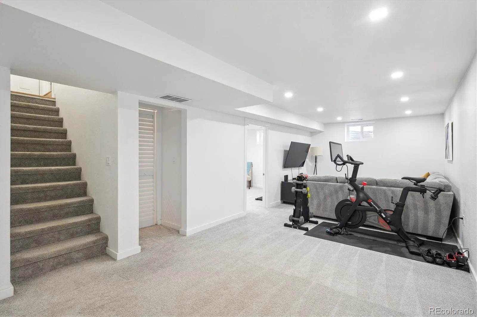 1888 S Filbert Court Denver CO 80222 MLS #REC4506769 05092026020034 1600 30
