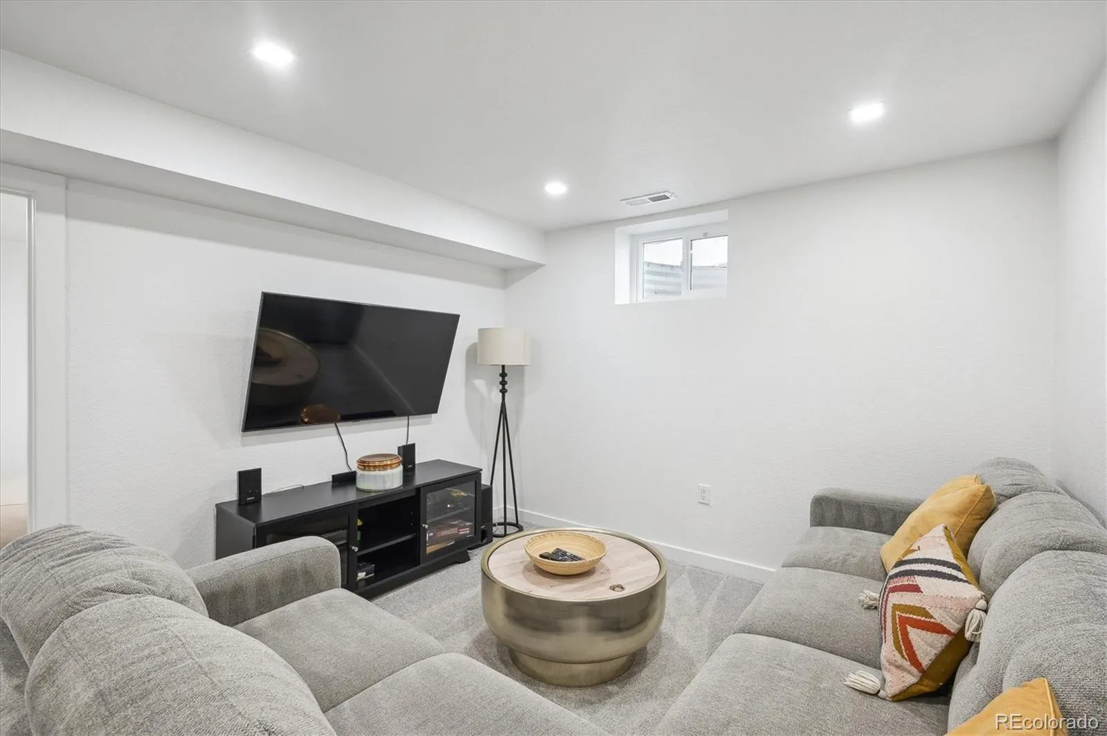 1888 S Filbert Court Denver CO 80222 MLS #REC4506769 05092026020034 1600 31