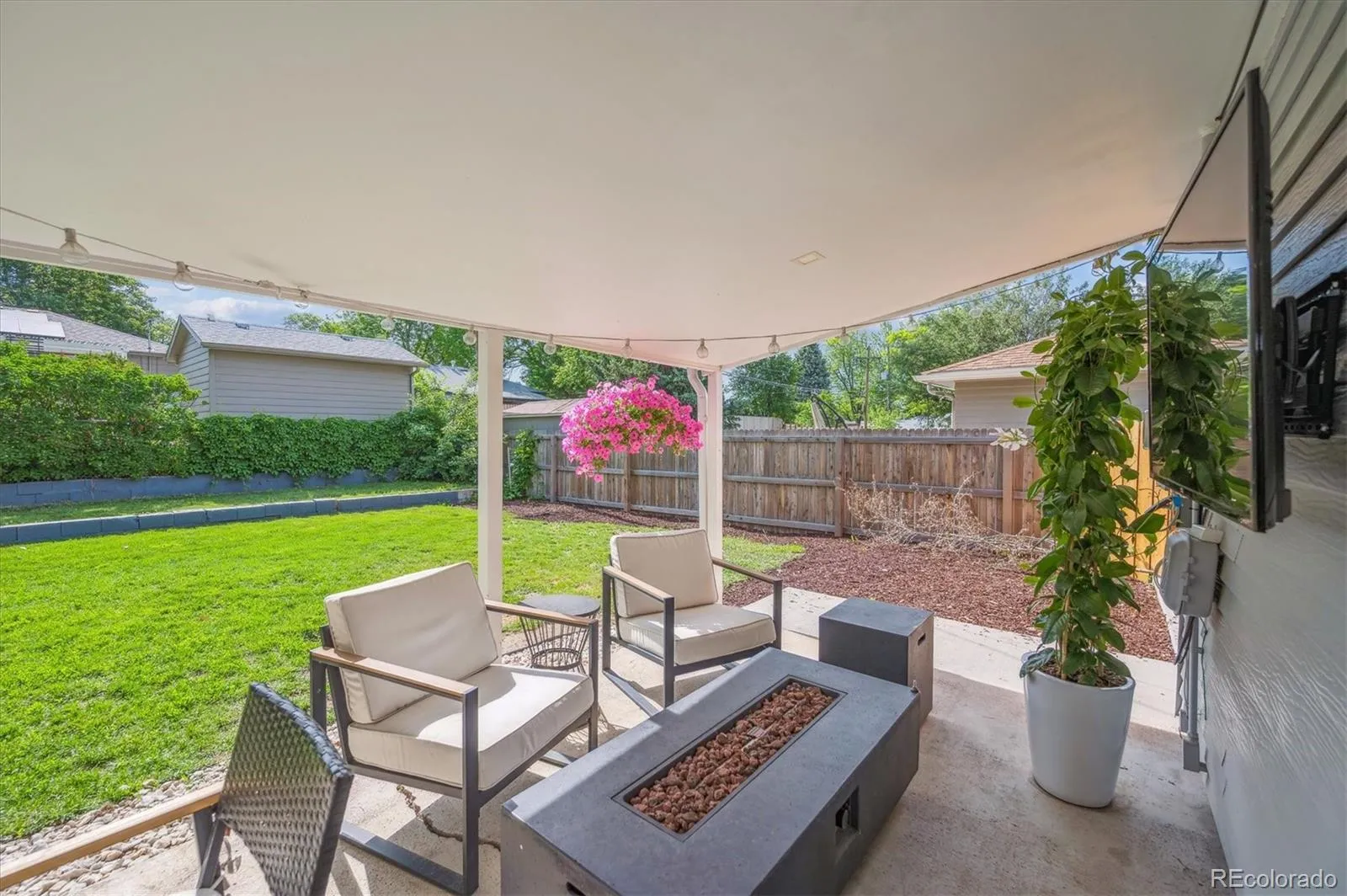 1888 S Filbert Court Denver CO 80222 MLS #REC4506769 05092026020034 1600 36