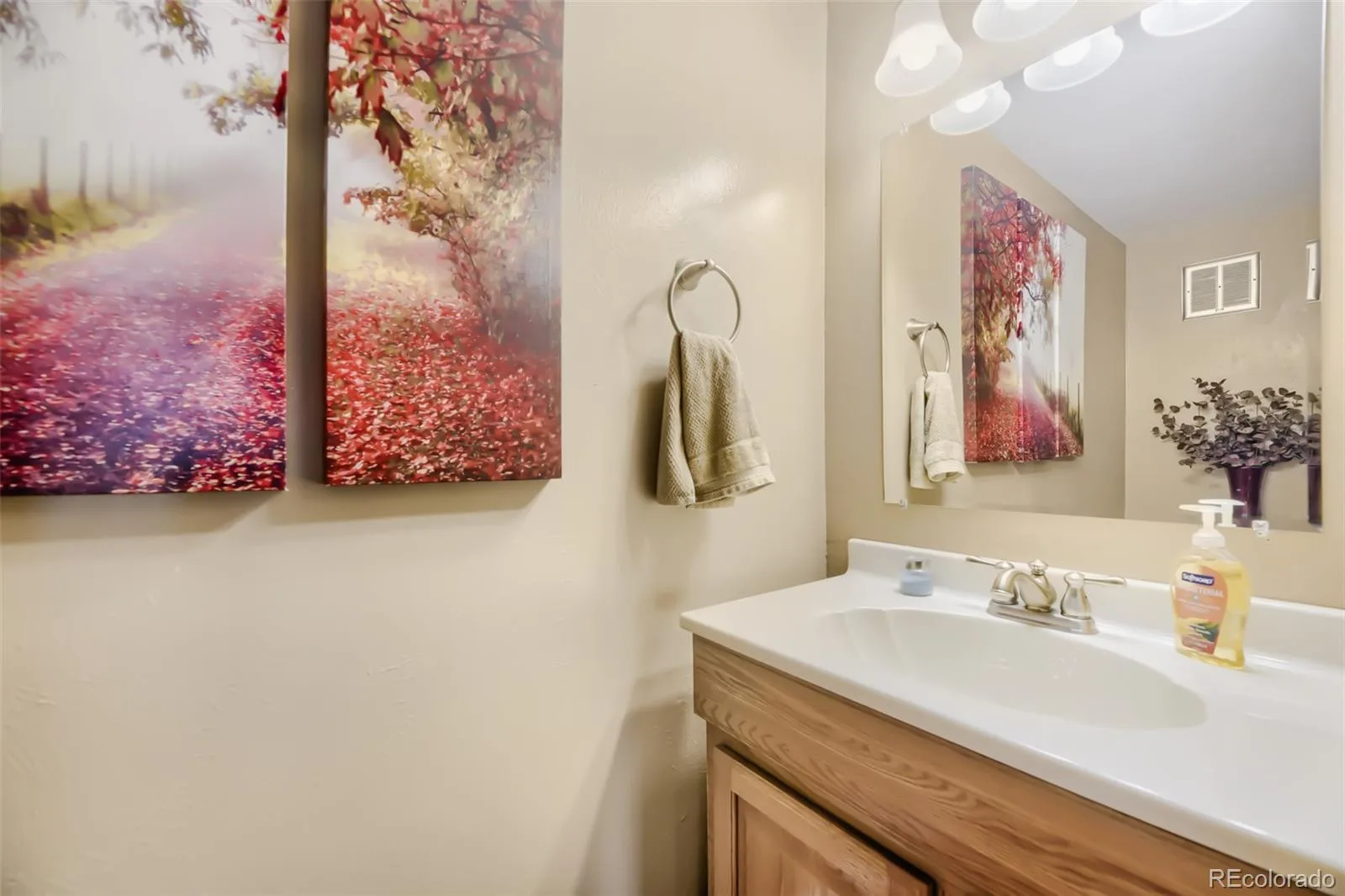 2446 S Vaughn Way #C Aurora CO 80014 | MLS #REC4506880 09232026050744 1600 7