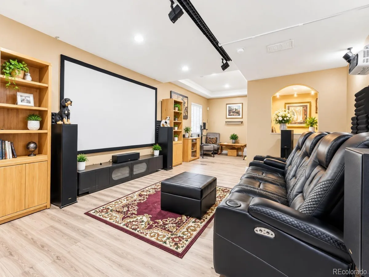 20473 E 40th Place Denver CO 80249 | MLS #REC4508030 09252026053320 1200 23