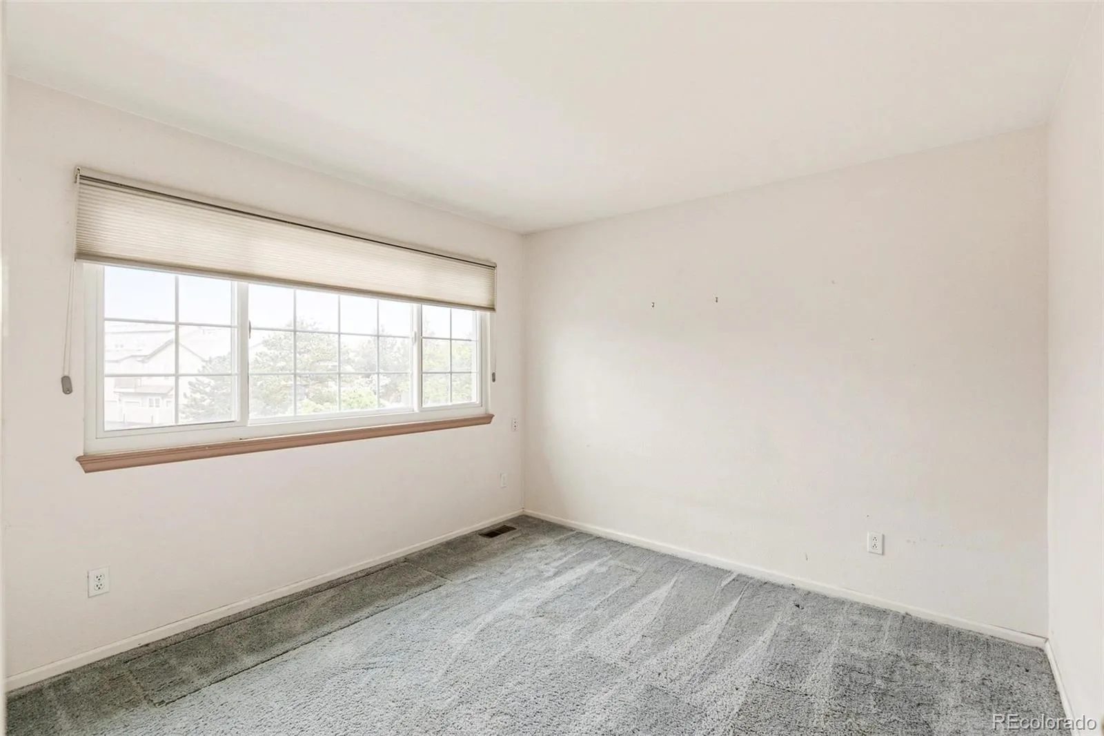 4003 S Carson Street #B Aurora CO 80014 MLS #REC4508351 06012026225910 1600 21