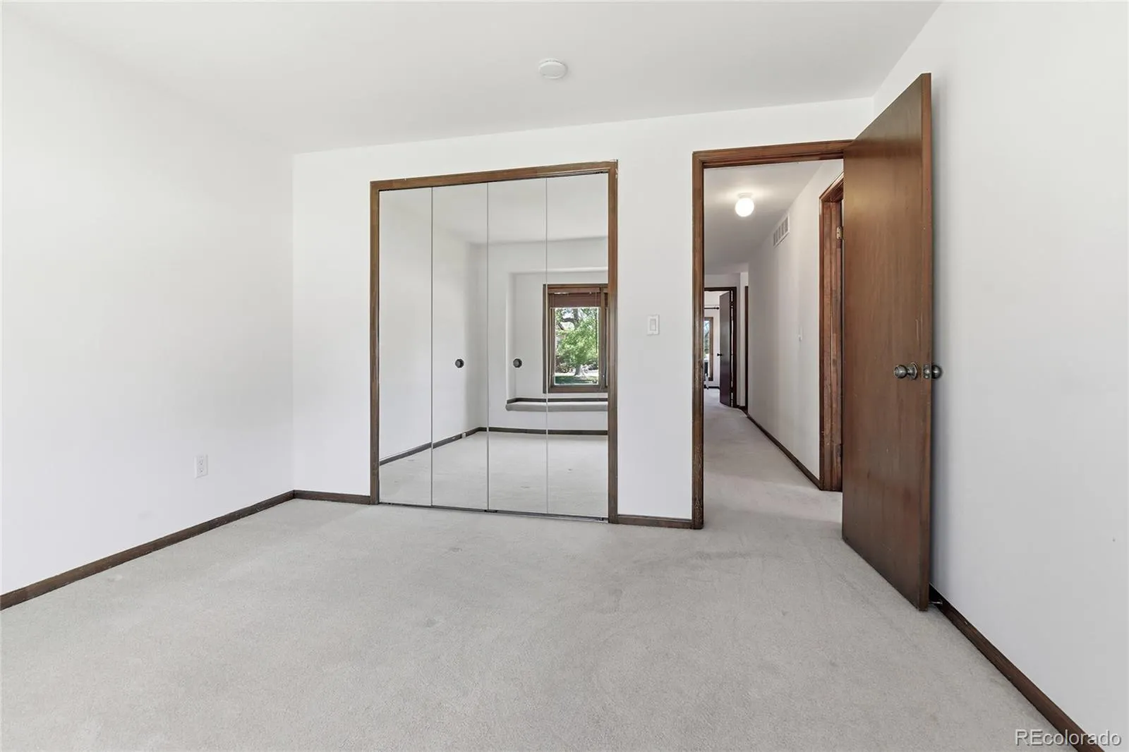 04172026004252 1600 26