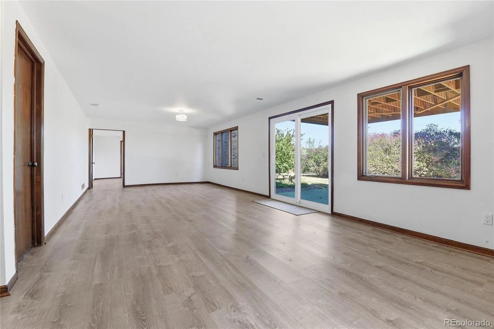 04172026004252 1600 34