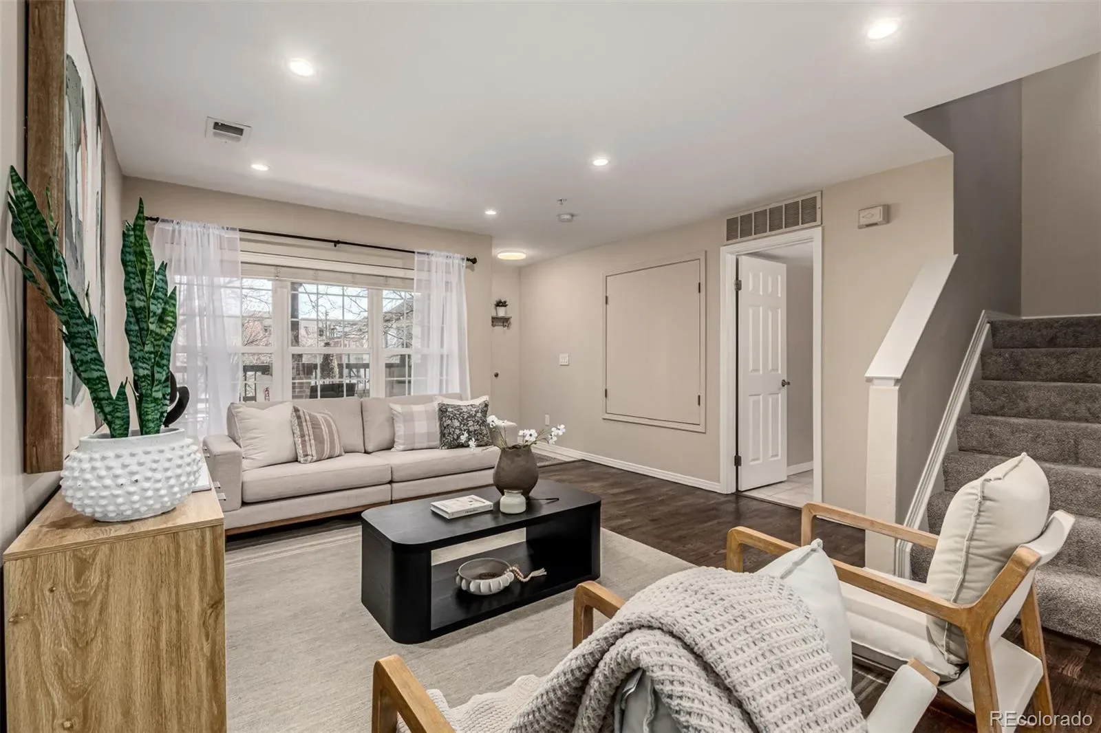 03312026220907 1600 10