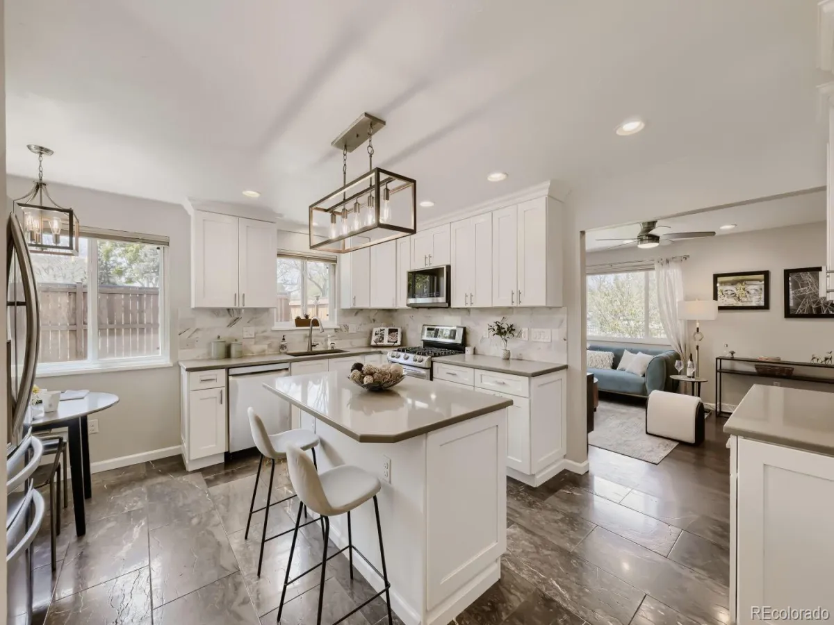 7890 W 59th Avenue Arvada CO 80004 MLS #REC4512144 04232026155604 1200 12