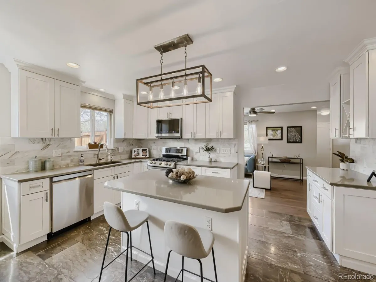 7890 W 59th Avenue Arvada CO 80004 MLS #REC4512144 04232026155604 1200 15