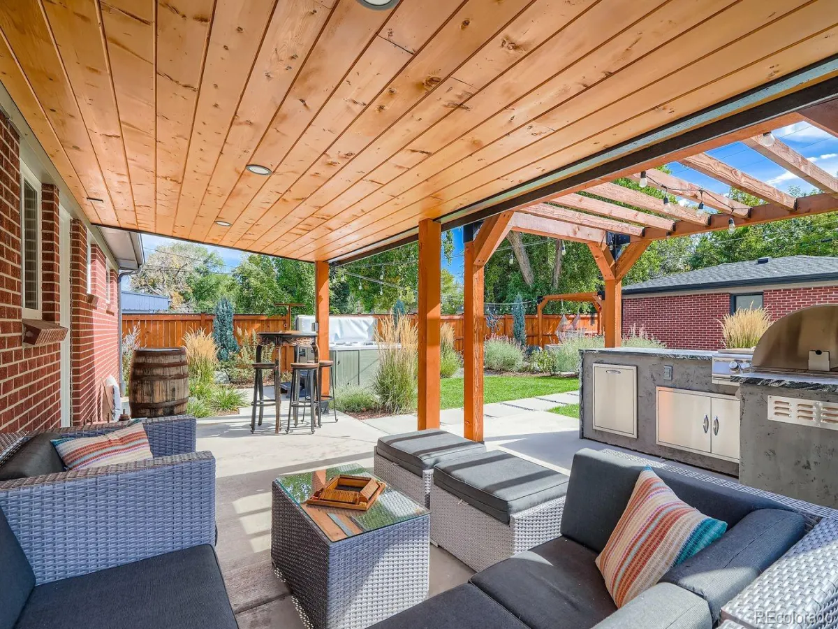 7890 W 59th Avenue Arvada CO 80004 MLS #REC4512144 04232026155604 1200 29