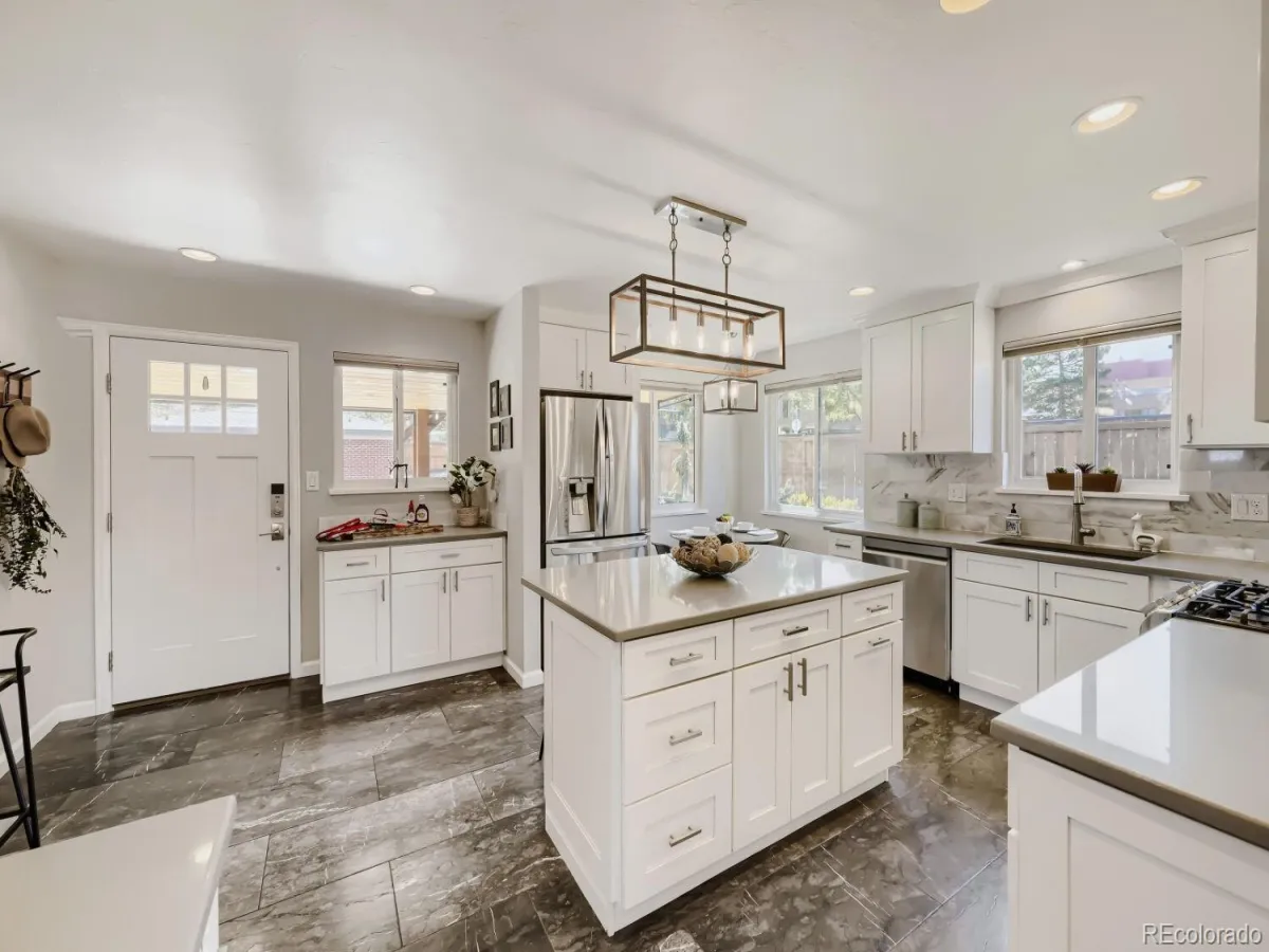 7890 W 59th Avenue Arvada CO 80004 MLS #REC4512144 04232026155604 1200 9