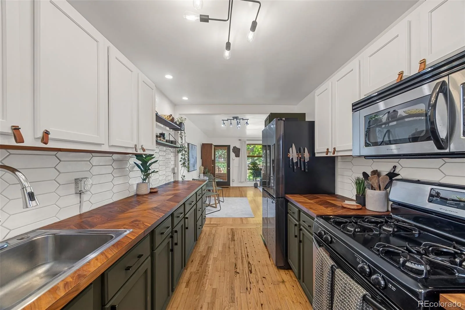 2801 Xavier Street Denver CO 80212 MLS #REC4512379 06132026012524 1600 8