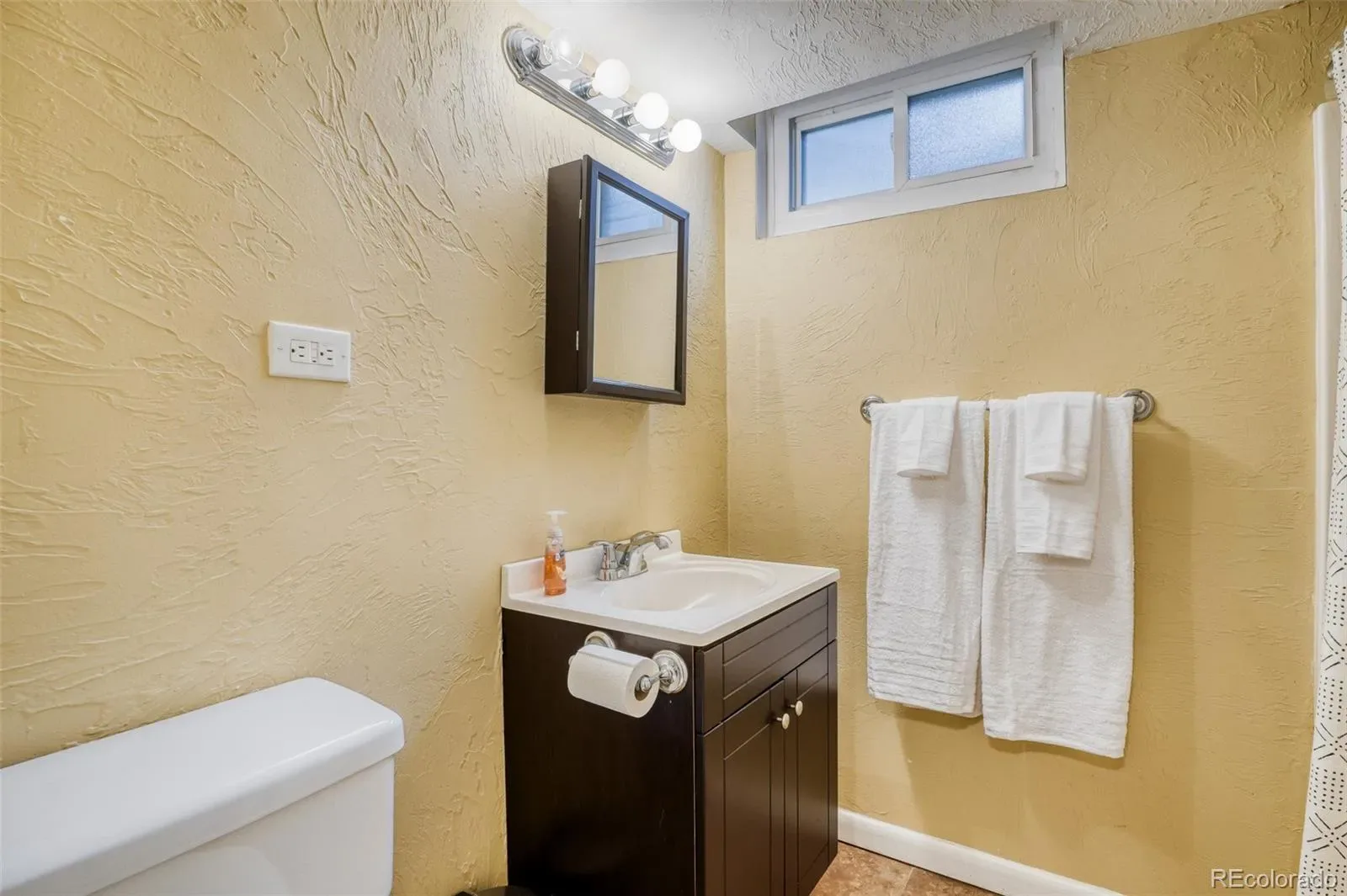 03252026183233 1600 21