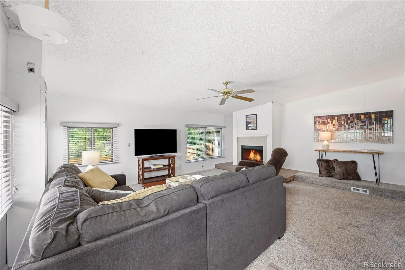 6861 S Washington Street Littleton CO 80122 MLS #REC4513864 06122026214034 1600 14