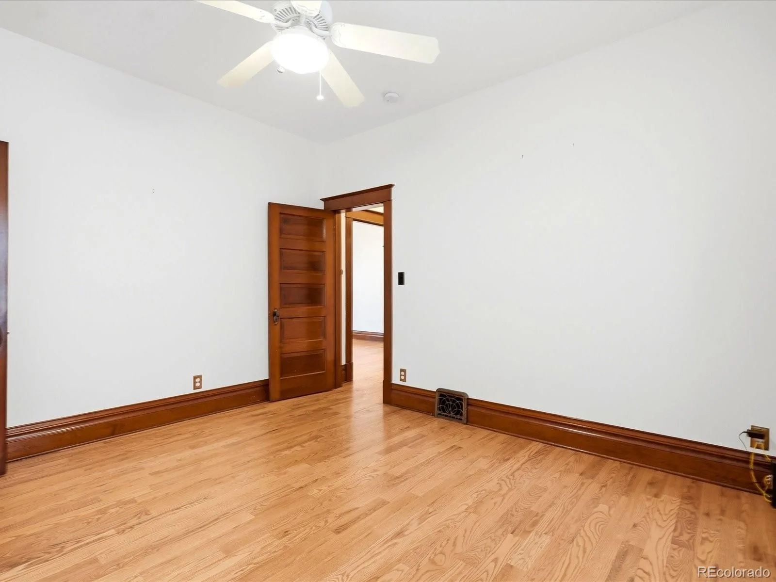 3309 N Gaylord Street Denver CO 80205 | MLS #REC4515005 08072026141030 1600 19