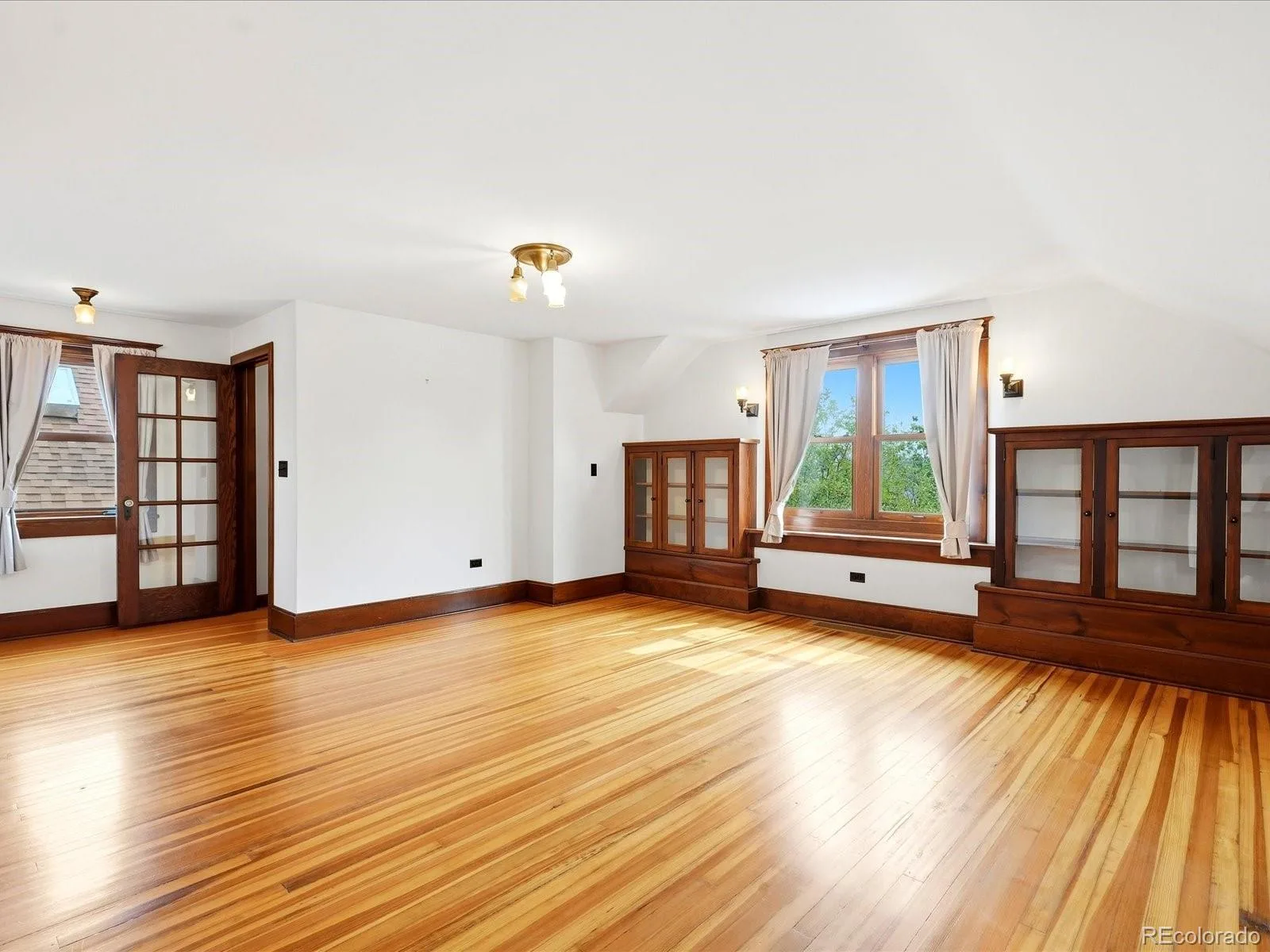 3309 N Gaylord Street Denver CO 80205 | MLS #REC4515005 08072026141030 1600 25