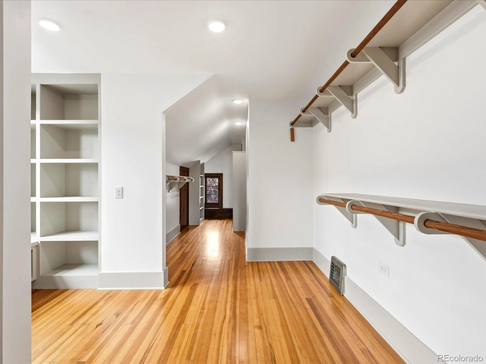 3309 N Gaylord Street Denver CO 80205 | MLS #REC4515005 08072026141030 1600 26
