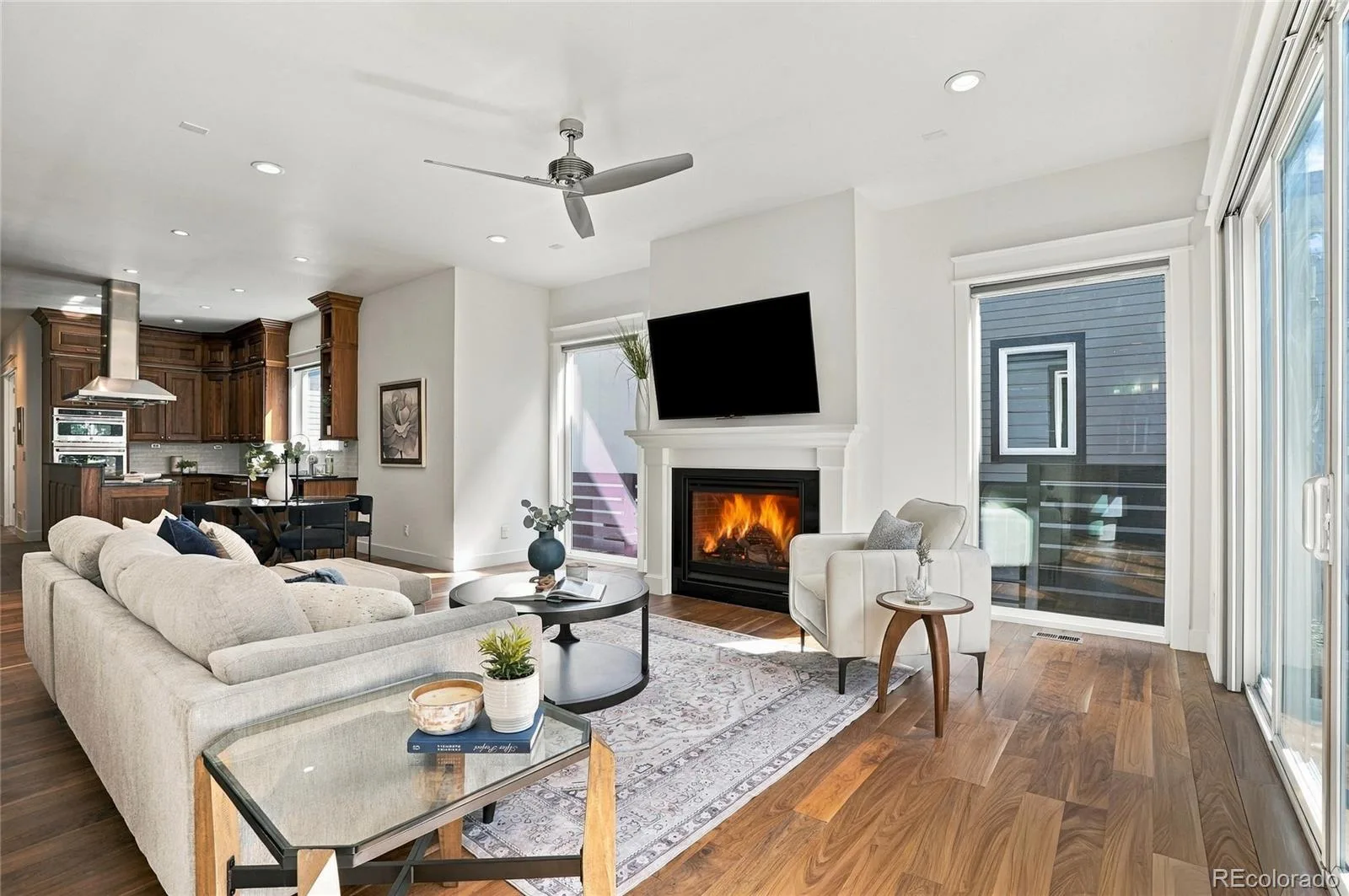 3275 S Logan Street Englewood CO 80113 | MLS #REC4515700 09232026050852 1600 11