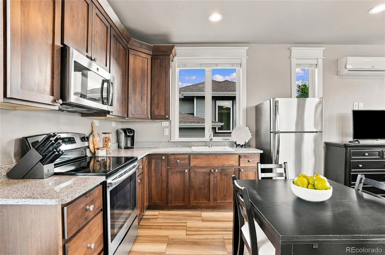 3275 S Logan Street Englewood CO 80113 | MLS #REC4515700 09232026050852 1600 36