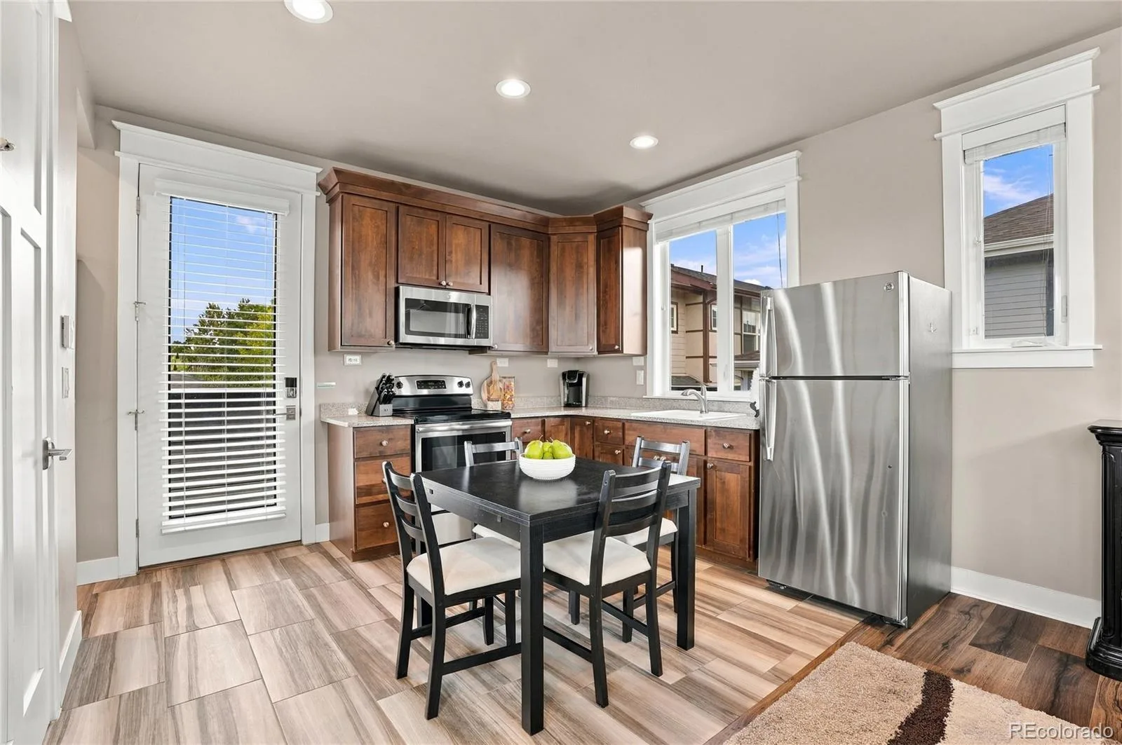 3275 S Logan Street Englewood CO 80113 | MLS #REC4515700 09232026050852 1600 37