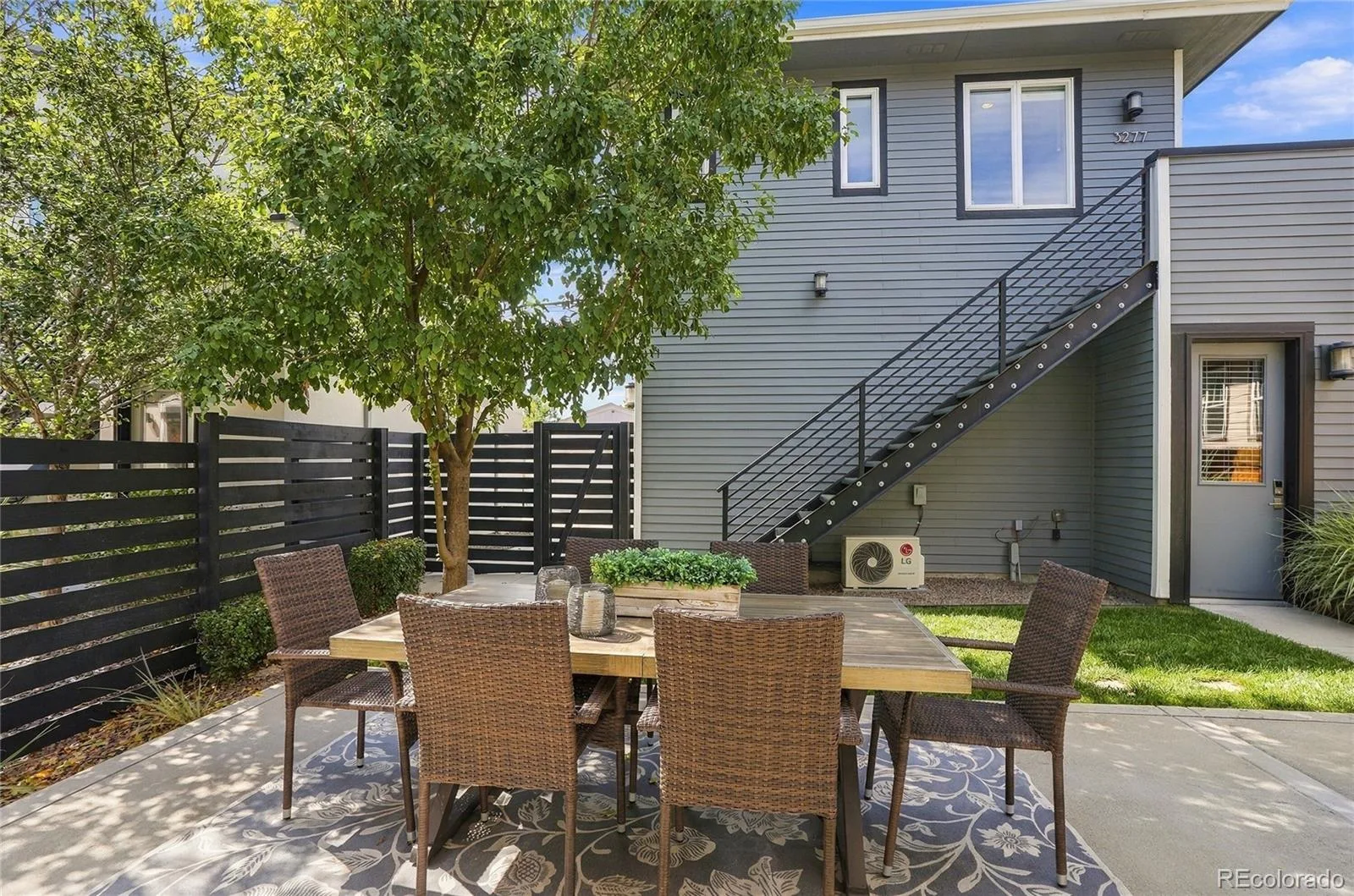 3275 S Logan Street Englewood CO 80113 | MLS #REC4515700 09232026050852 1600 42