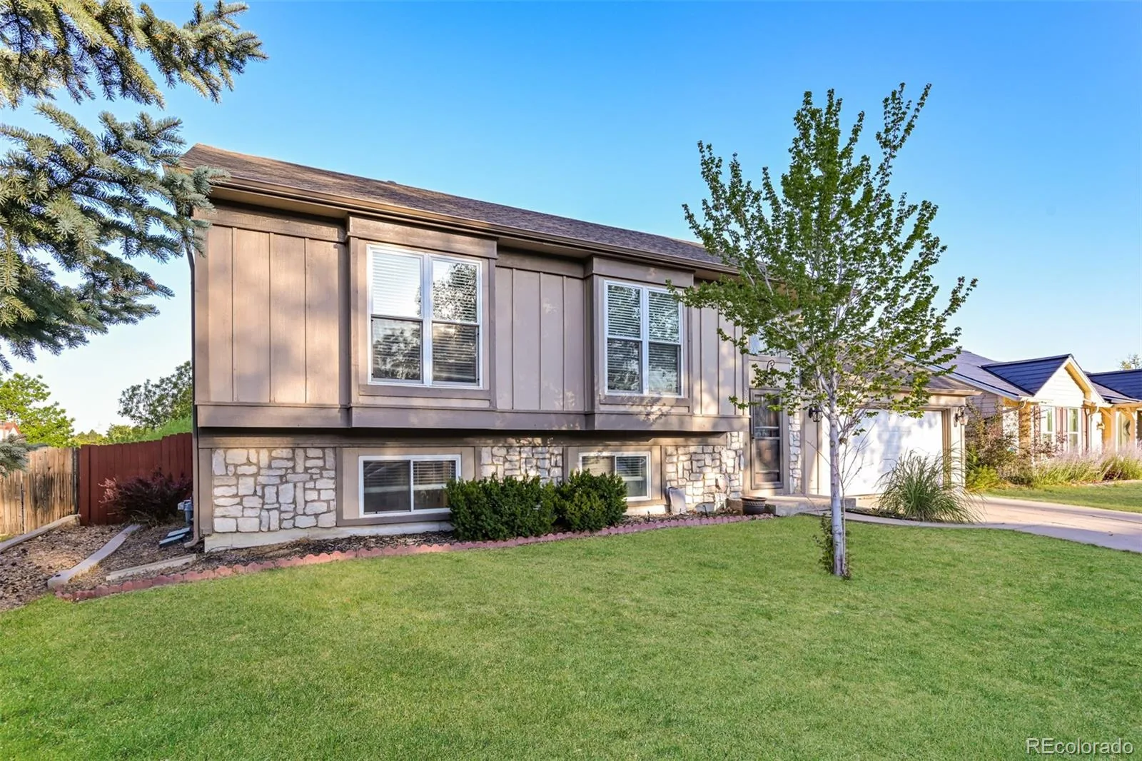 5859 S Perth Place Centennial CO 80015 | MLS #REC4518202 07302026211429 1600 1