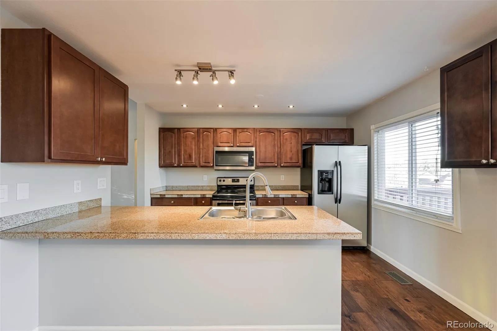5859 S Perth Place Centennial CO 80015 | MLS #REC4518202 07302026211429 1600 7
