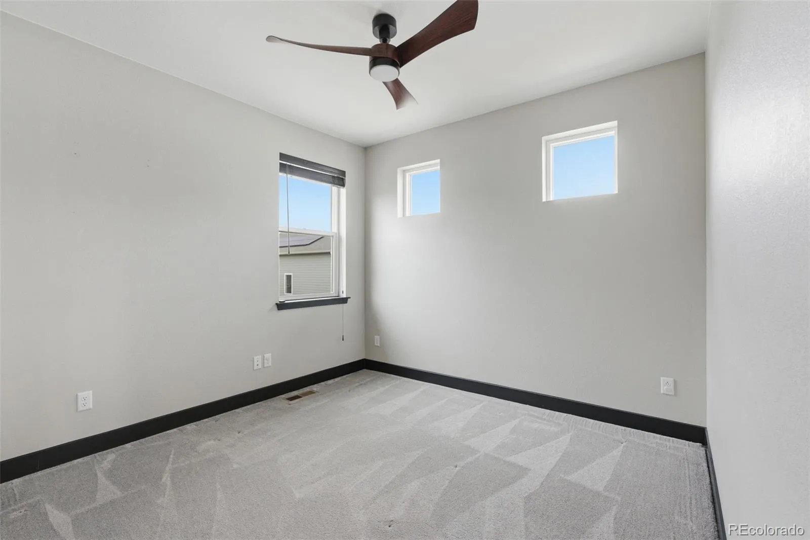 21412 E 61st Drive Aurora CO 80019 MLS #REC4518363 05052026193739 1600 16
