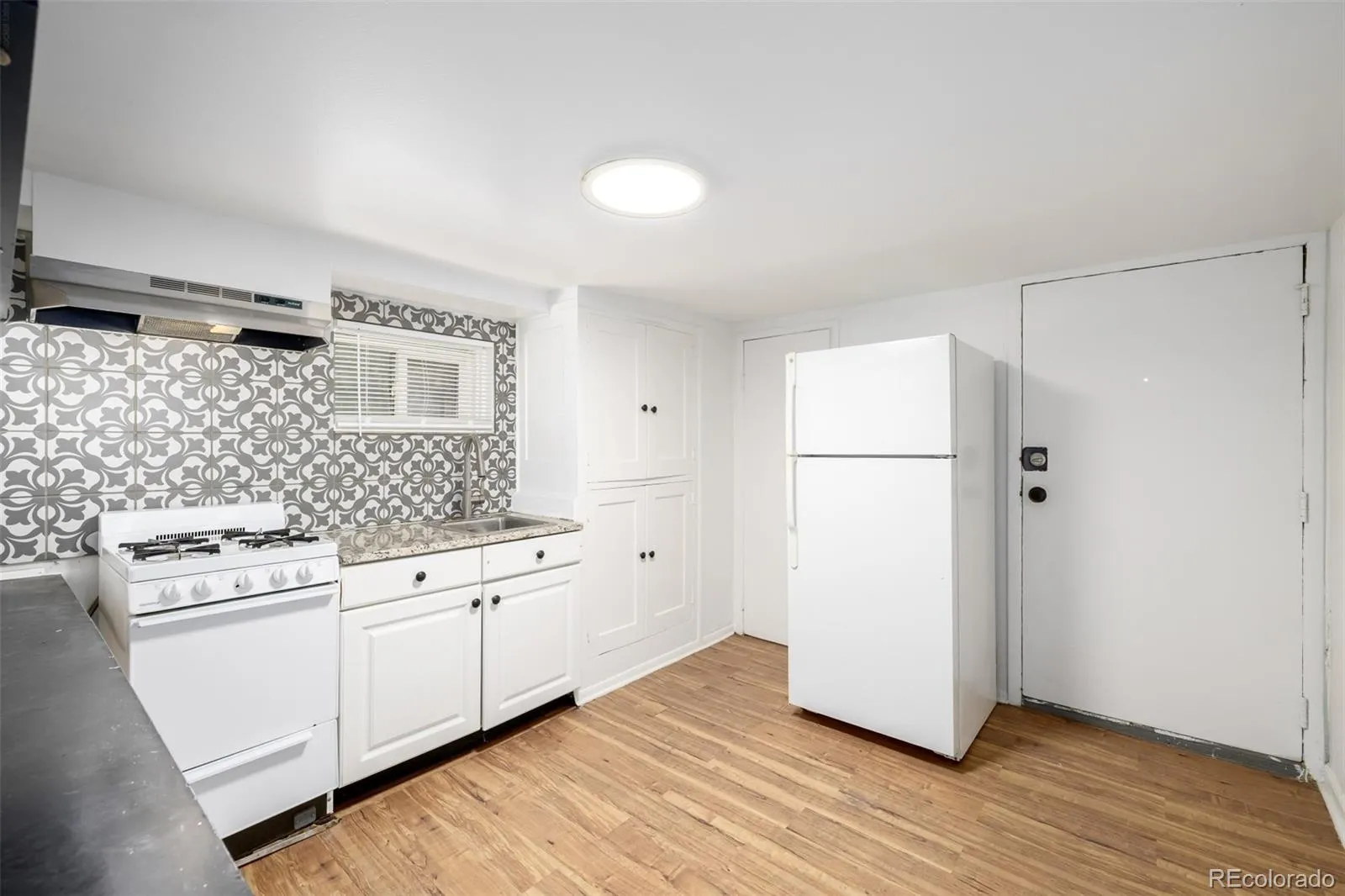 172 W Maple Avenue Denver CO 80223 MLS #REC4520401 05012026130802 1600 10