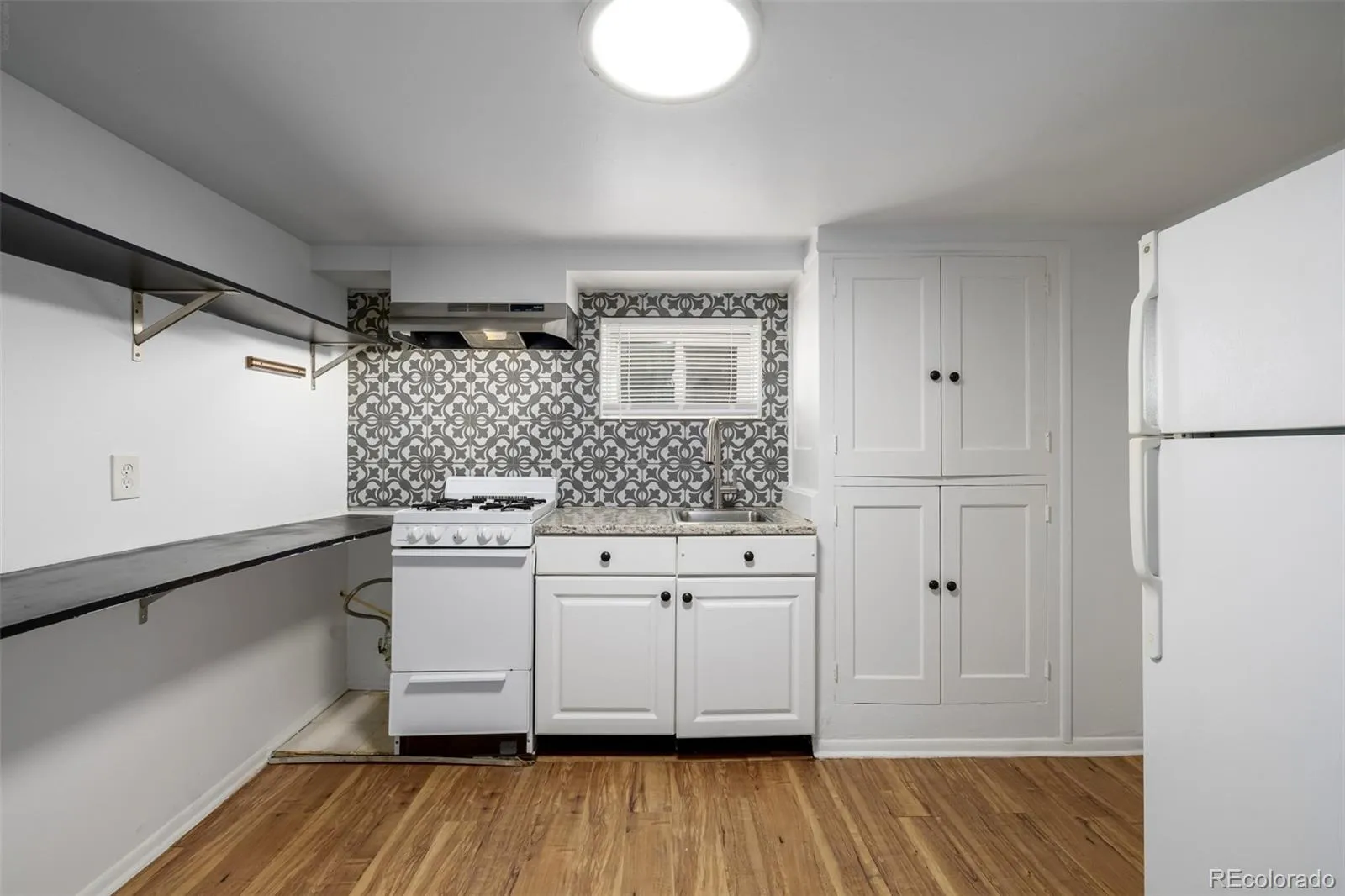 172 W Maple Avenue Denver CO 80223 MLS #REC4520401 05012026130802 1600 11