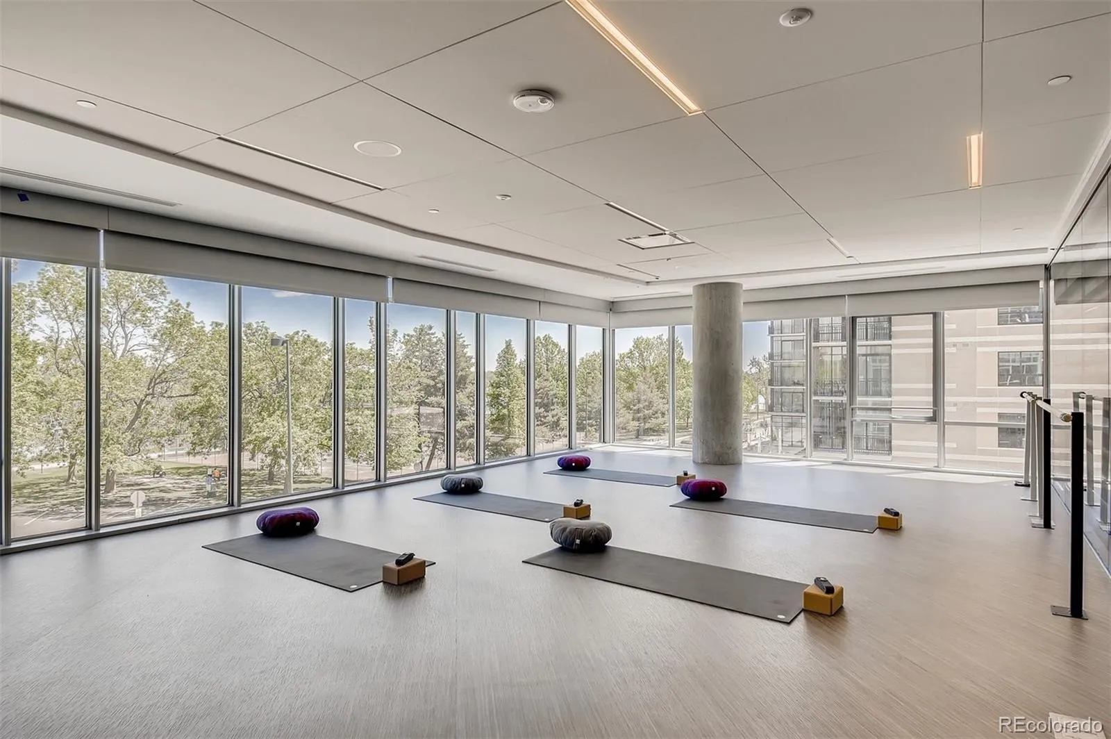 4200 W 17th Avenue #327 Denver CO 80204 MLS #REC4522368 05202026000909 1600 39