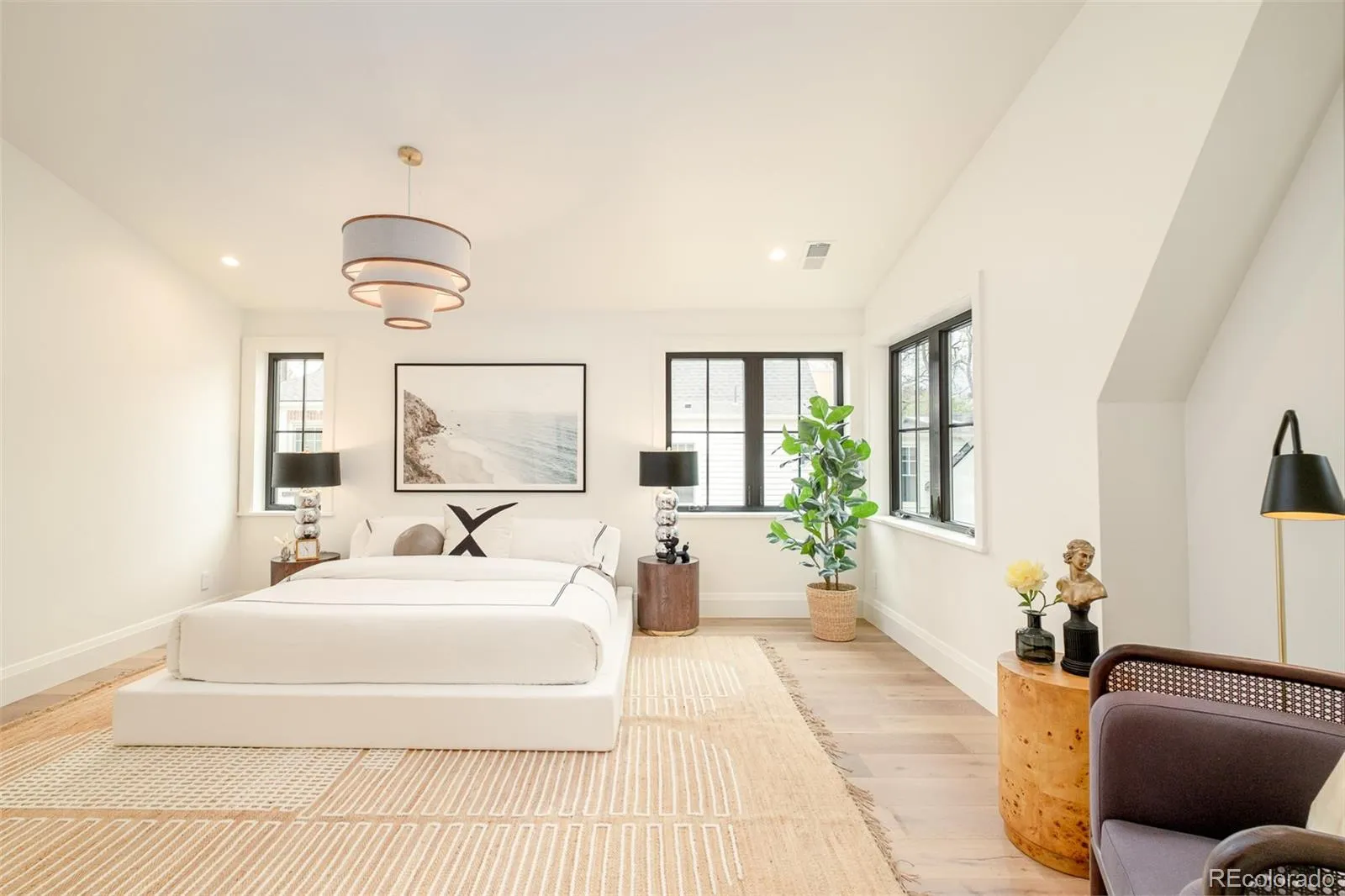 04172026060639 1600 23