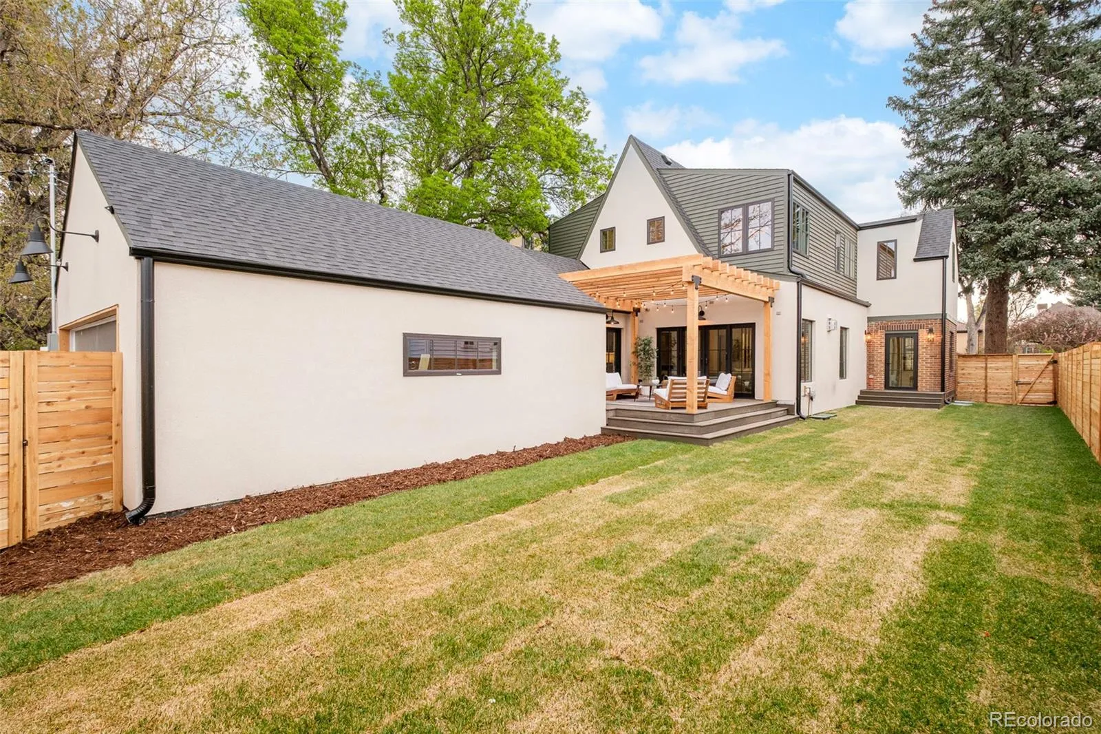 04172026060639 1600 40