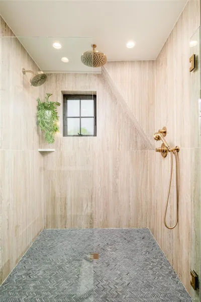 04172026060639 800 30